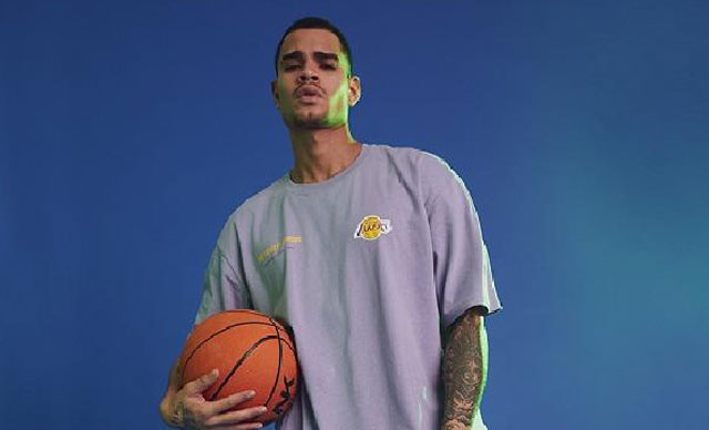 Giyim markasından basketbol severlere özel NBA lisanslı ürünler