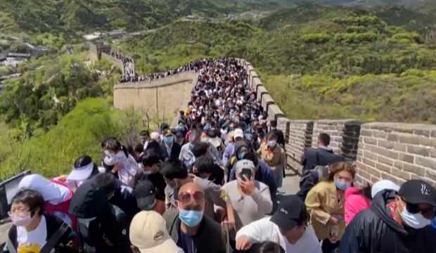 5 günlük tatilde Çin Seddi ziyaretçi akınına uğradı