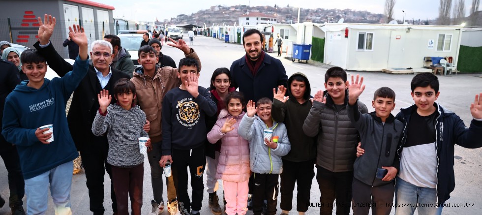 Abdullah Özdemir, Adıyaman ve Malatya’da depremzedeleri ziyaret etti