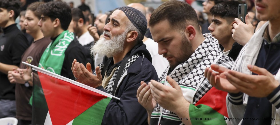 Binlerce kişi Diriliş Buluşmaları’nda Filistin için bir araya geldi
