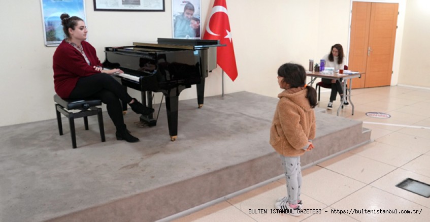 KARTAL BELEDİYESİ SANAT AKADEMİSİ'NE YOĞUN İLGİ