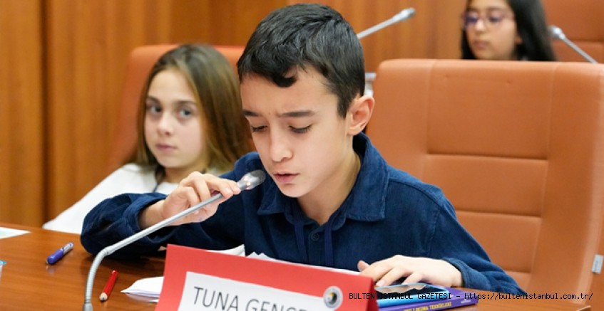 KARTALLI ÇOCUKLAR HAKLARINI VE GELECEKLERİNİ KONUŞUYOR