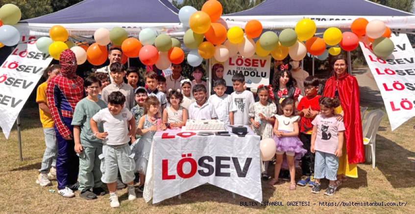 LÖSEV CANIM KARDEŞİM DERS EVİ MEZUNLARI’NIN KARNE HEYECANI