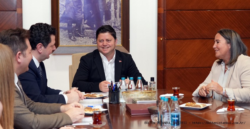 MİMARLAR ODASI’NDAN KADIKÖY BELEDİYESİ’NE ZİYARET