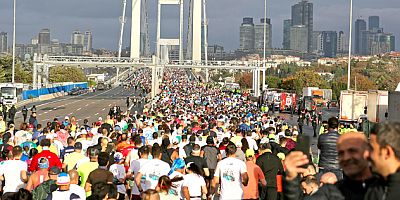 46. İSTANBUL MARATONU RENKLİ GÖRÜNTÜLERE SAHNE OLDU