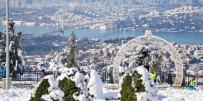 AKOM UYARDI ! İSTANBUL’A KAR GELİYOR