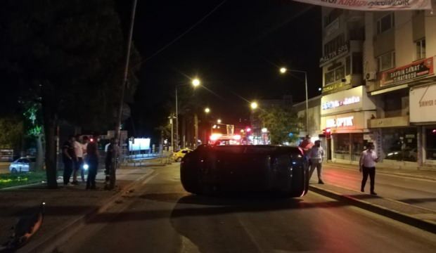 Aydınlatma direğine çarpan otomobil takla attı: 1 yaralı