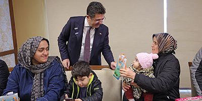ÇEKMEKÖY’DE 30 YILLIK TAPU HASRETİ SON BULDU