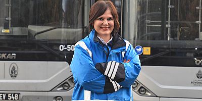 İETT’DE İLK KADIN METROBÜS DENETİM AMİRİ GÖREVE BAŞLADI