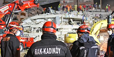KADIKÖY BELEDİYESİ’NDEN DEPREM TATBİKATI