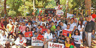 LÖSEV, AİLELERİ VE GÖNÜLLÜLERİ PİKNİKTE BULUŞTU