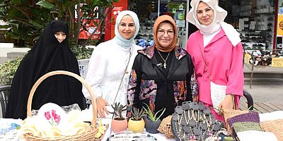 Sancaktepe'de 3. Kadın Eli Kadın Emeği Festivali' açıldı