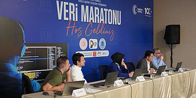 Tuzla’da ‘’ Akıllı Şehir Yazılım Yarışması Veri Maratonu’’ düzenlendi   
