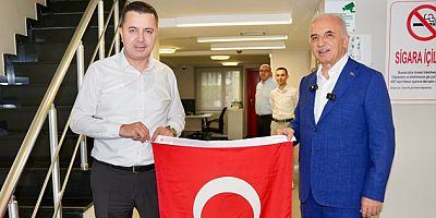 ÜMRANİYE BELEDİYESİ^NİN BAYRAK VİDEOSU GÜNDEMDE